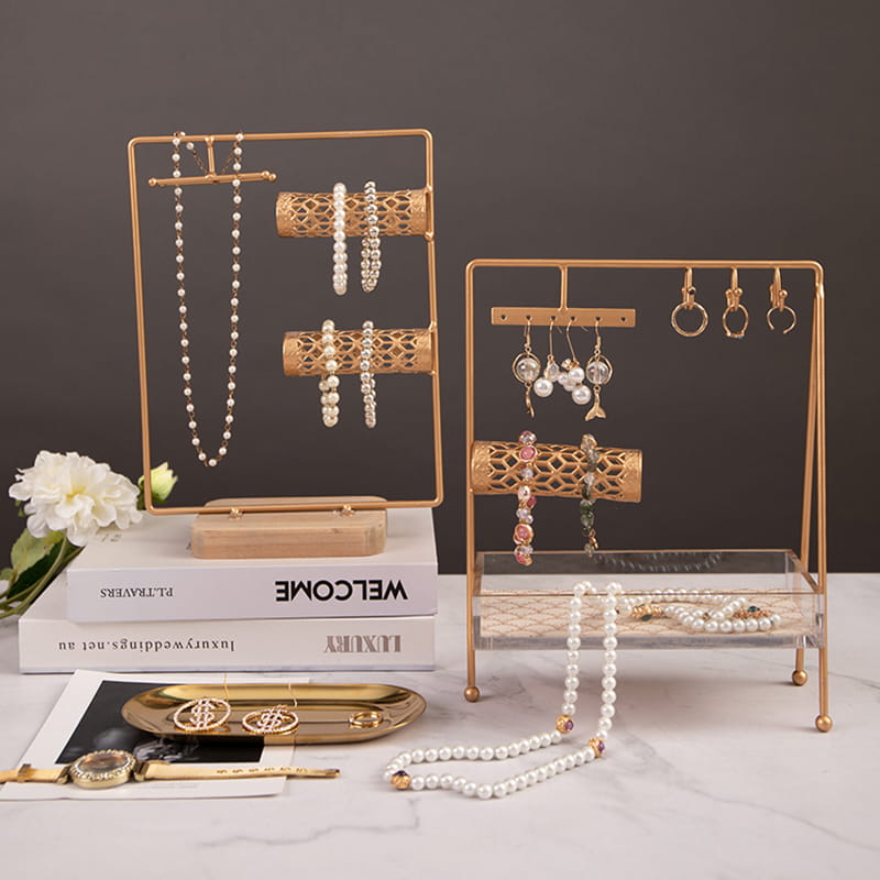 Khung giá kim loại trang sức